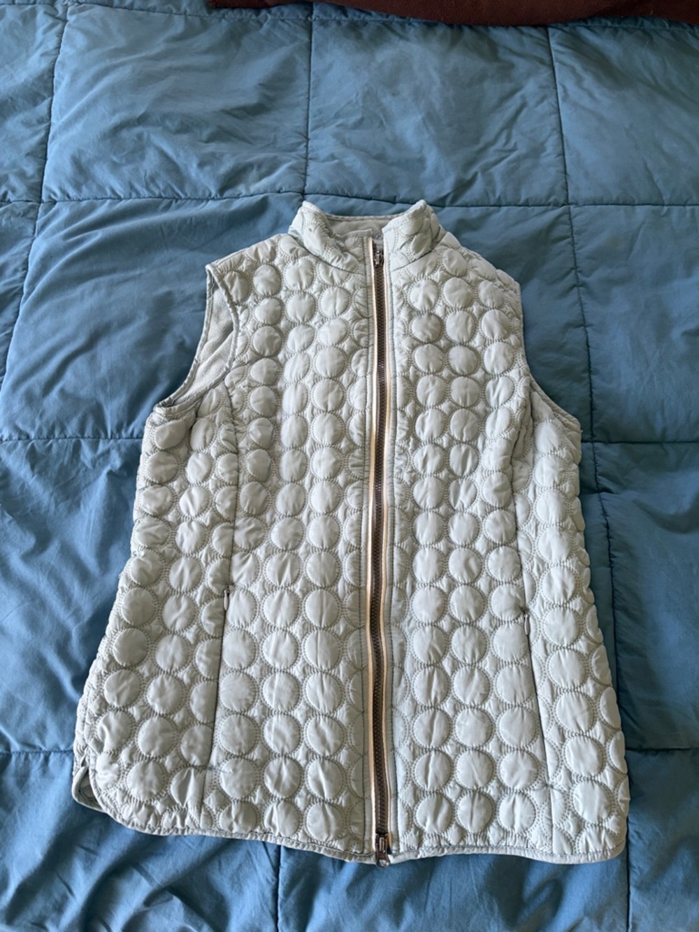 Aventura vest